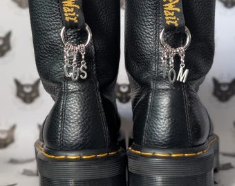 Crea tus propios colgantes de letras para botas