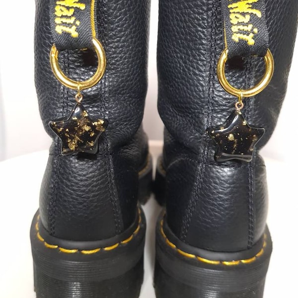 Schwarz und gold farbene Stiefel Anhänger