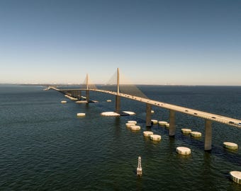 Impression sur toile Sunshine Skyway Bridge : oeuvre d'art murale Tampa Bay