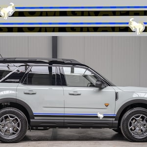 Nowa naklejka sportowa w 3 kolorach na boczne paski drzwiowe kompatybilna z Ford Bronco Sport w kolorze czarnym, niebieskim i białym