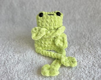 Grenouille aux jambes au crochet | Peluche amigurumi