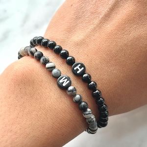 Armband mit Buchstabe, unisex, Edelstein, Turmalin oder Netstone, Initial, Vatertag, Muttertag, Geschenkidee