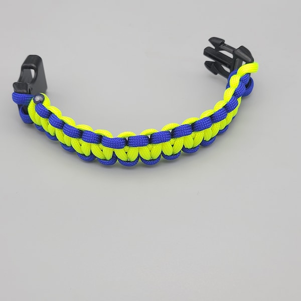 Blue & Yellow Paracord Bracelet - Cobra Knot