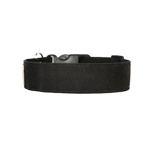 Collare per cani nero disponibile in 15 taglie dalla XS alla XL