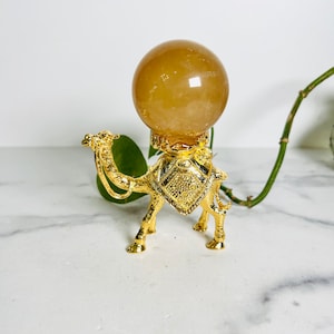 Camel Sphere Holder