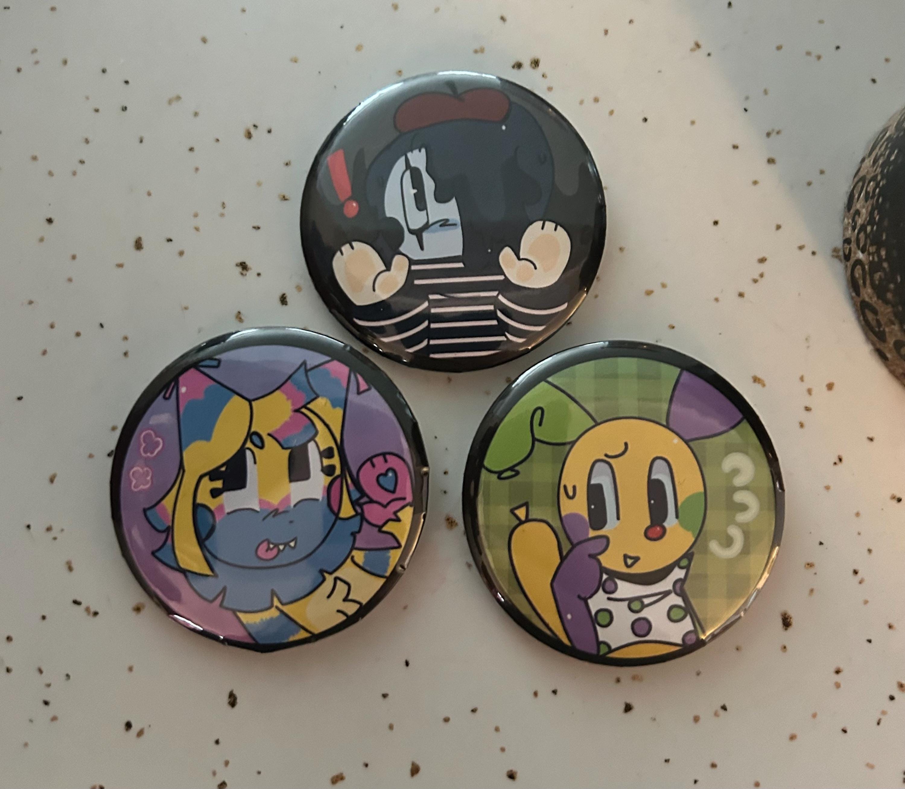 Dandy’s world Circus trio pins 2 1/4 inches