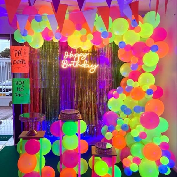 Neon Ballon Bogen Geburtstag Glow Up Party Dekorationen | Retro Party | Brautparty Girlande Set Fluoreszierende Ballons Partybedarf