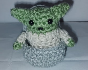 Star wars Mandalorian Grogu with pram