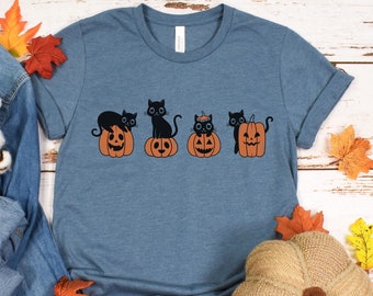 Schwarze Katze auf Kürbis-Shirt, Katzen-Halloween-Shirt, Frauen-Halloween-T-Shirt, niedliches Katzen-Halloween-Shirt, Katzenliebhaber-T-Stück, schwarze Katze-T-Stück, Spooky Season