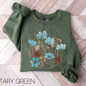 Wildflowers Sweatshirt,Boho Cottagecore Crewneck,Botanical Sweatshirt,Flowers Lover Shirt,Pressed Flowers Sweater,Floral Tee,Ladies Shirts
