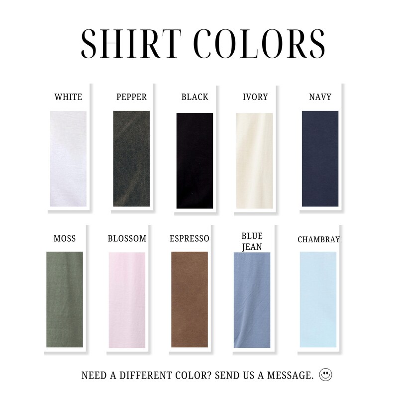 Op de afbeelding: Afbeelding met een kleurenkaart voor shirts, met tien verschillende kleuren: wit, peper, zwart, ivoor, marine, mos, bloesem, espresso, spijkerbroekblauw en chambray. De tekst "SHIRT COLORS" staat bovenaan.