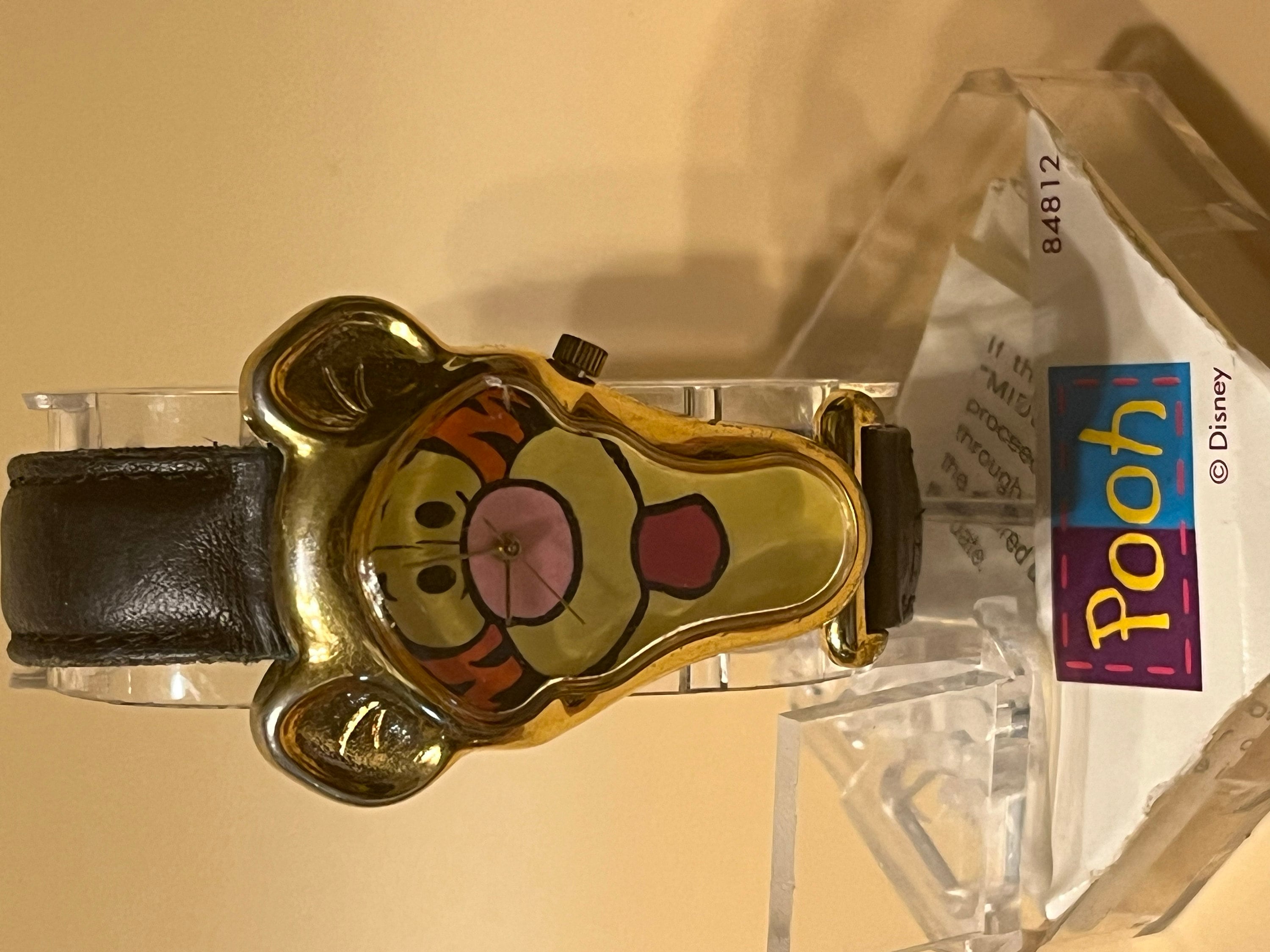 VINTAGE Disney Timex Gold and Black Tigger Watch Vintage Timex Disney Winnie the Pooh Tigger Black Buckle  main image 4