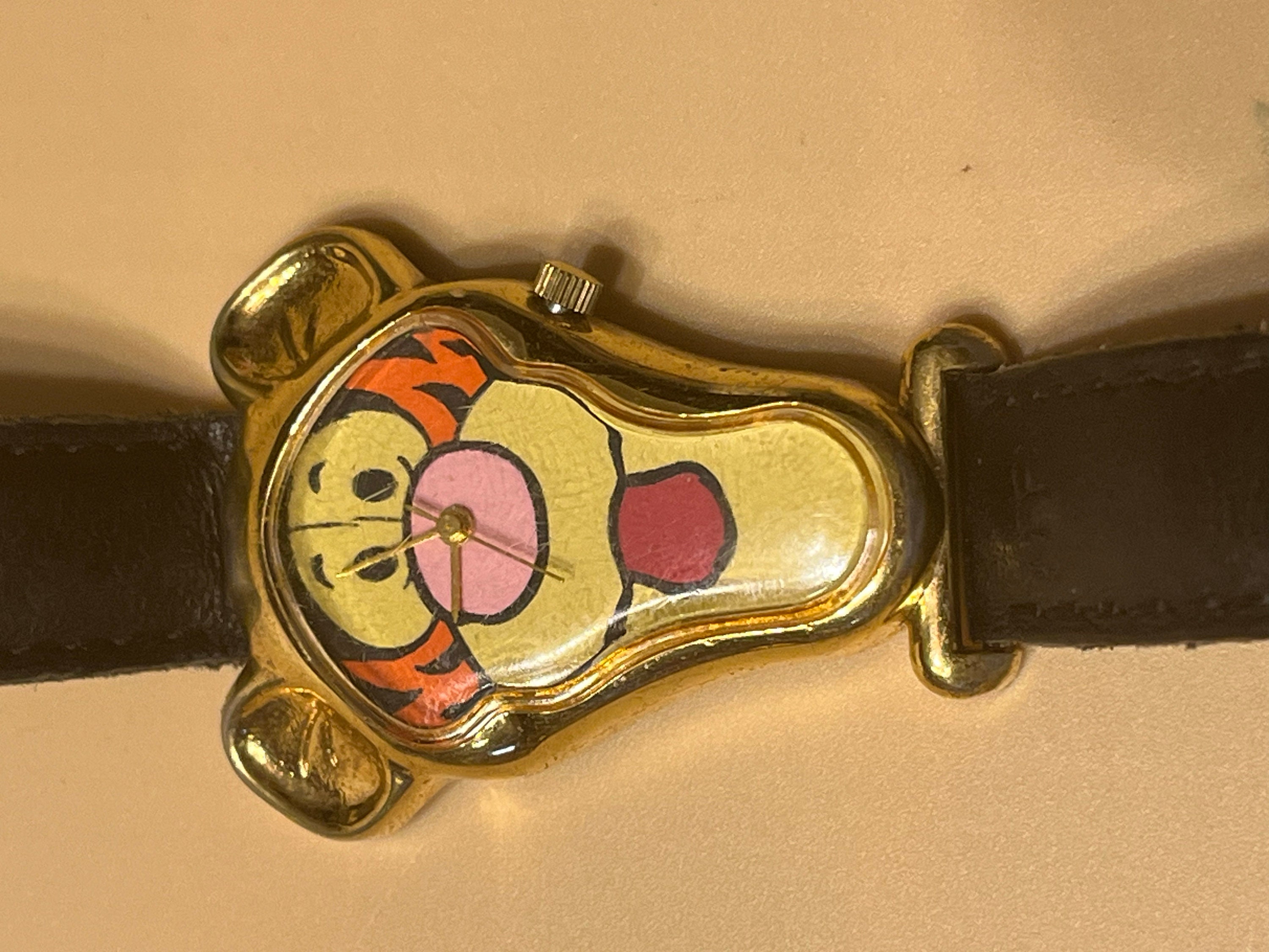 Vintage Timex Disney Winnie the Pooh Tigger Black Buckle 