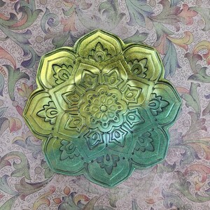 Color Shifting Resin Bowl