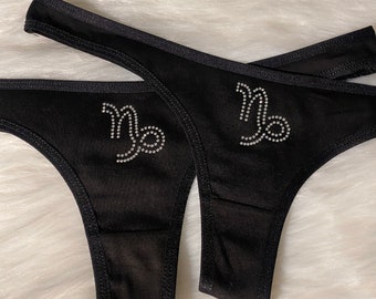 Capricornio Rhinestone Thong 2 Pack, Tanga de algodón, Regalo personalizado, Regalo de cumpleaños, Ropa de astrología, Ropa de Rhinestone