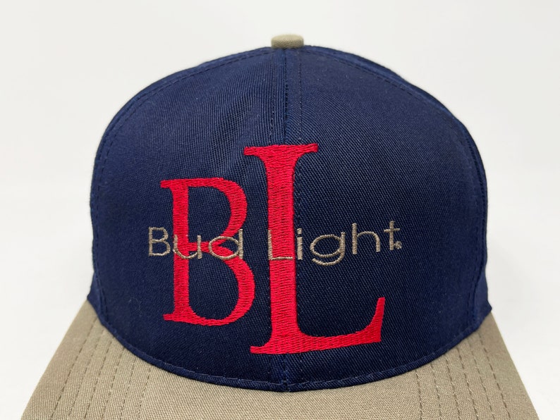 Casquette Vintage Snapback Budweiser - Rouge, Maille, Made In USA - Publicitaire