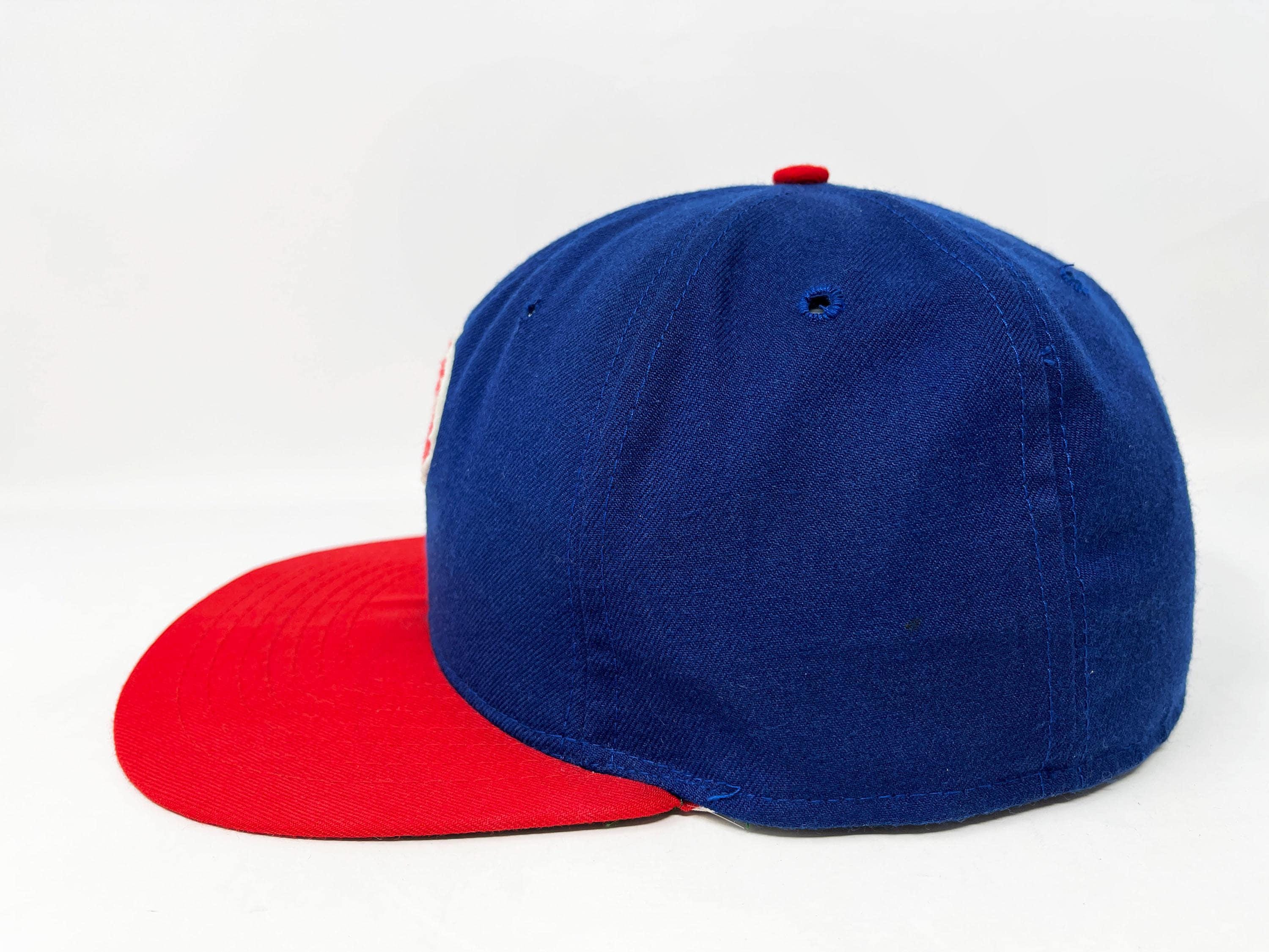 Vintage Philadelphia Phillies Hat 90s Fitted Cap Roman Throwback