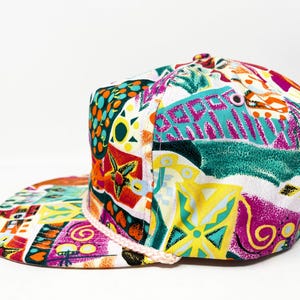 Vintage Hooters Hat 90s Snapback Cap Patterned Colorful Restaurant H26 ...