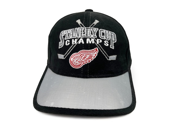 80s90s Because It's There イヤーフラップキャップ黒×赤 Vintage Detroit Red Wings Hat 1998 Stanley Cup Championship 90s