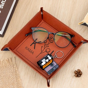 Leather Grocery Tray, Custom Valet Organizer for Men, 3rd Anniversary Leather Gift, Decorative Desk Tray,Birthday Gift for Husband Boyfriend