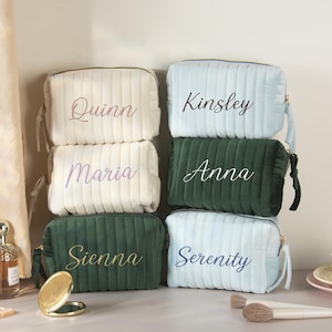 Neceser de terciopelo personalizado, neceser de maquillaje de terciopelo bordado, neceser para damas de honor, bolsa de viaje para ella, detalle para invitados de boda
