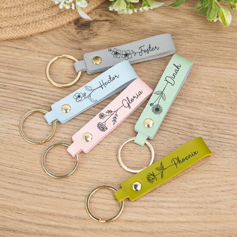 Personalized Birth Flower Leather Keychain, Leather Keyring, Bag Tags, Custom Leather Keyring, Birthday Gift, Gift for Women, Mom's Gift zdjęcie 7