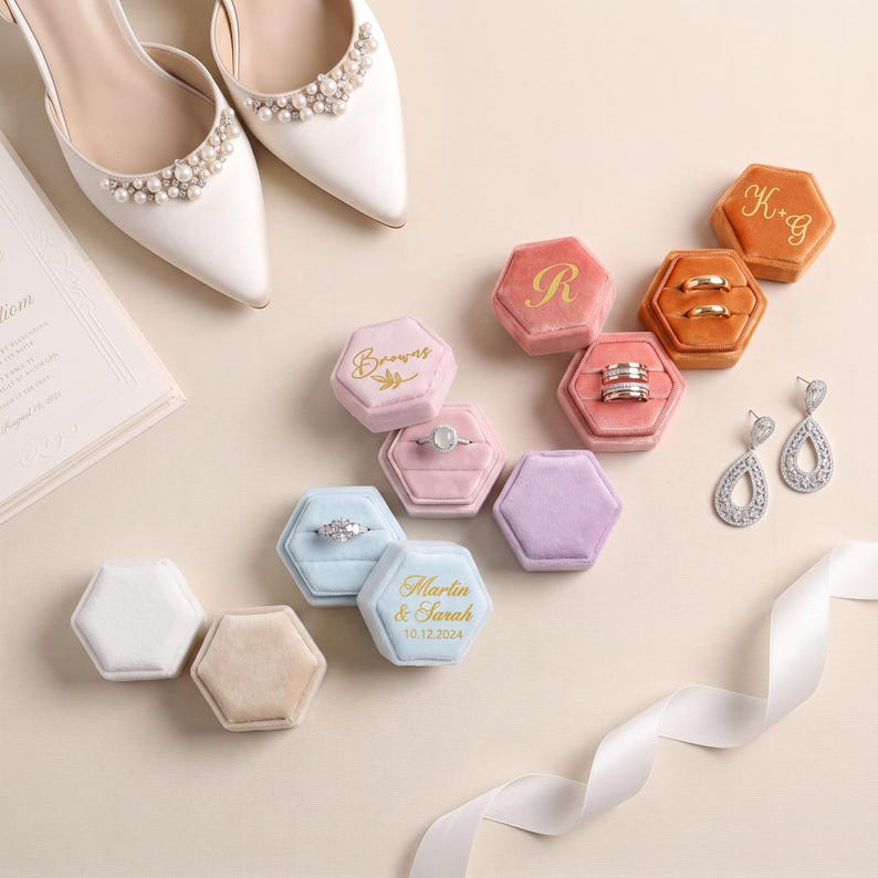 Scatola per fedi nuziali personalizzata, scatola per fedi in velluto per fidanzamento, portafedi per proposta di matrimonio, portafedi nuziali, regalo di nozze per cerimonia immagine 3