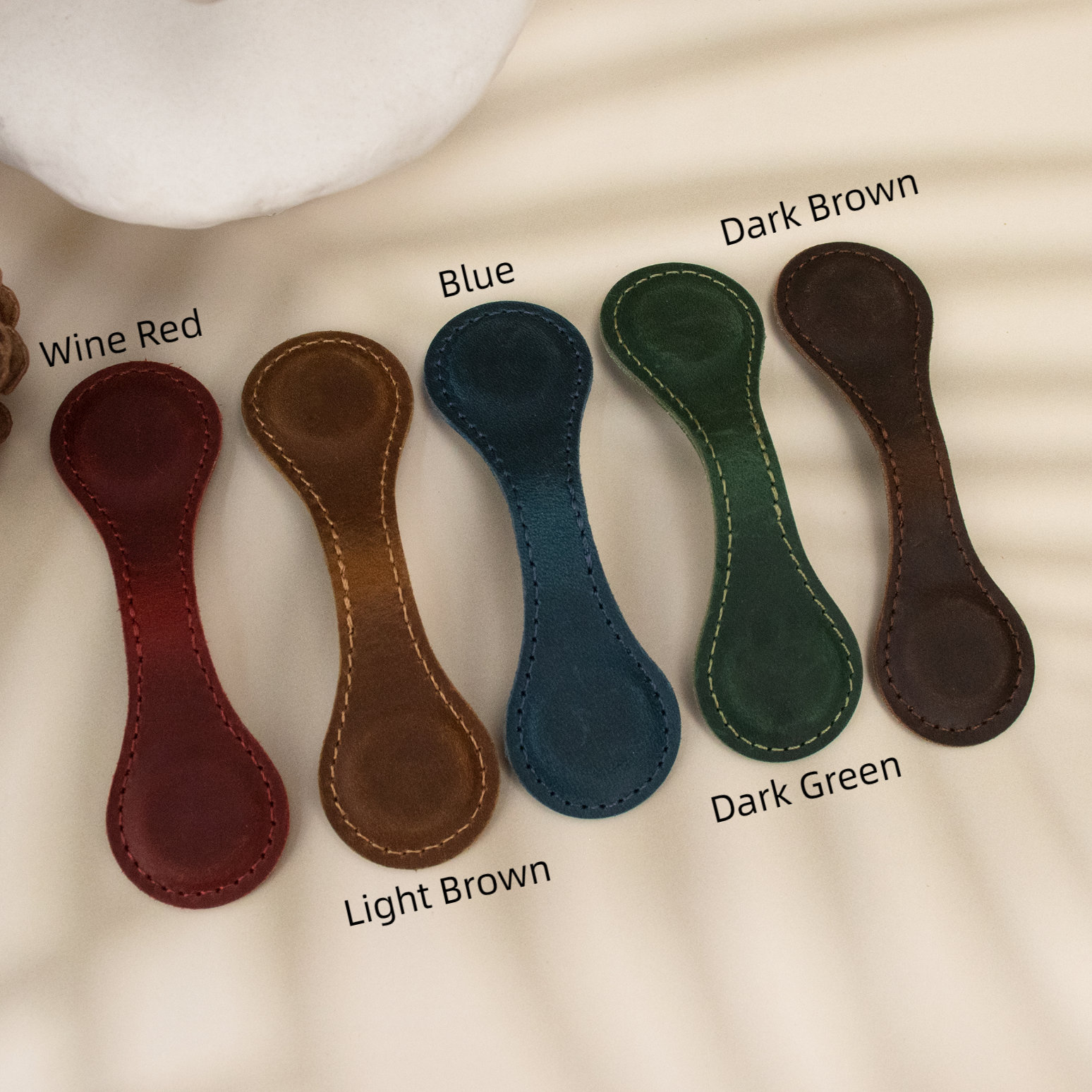 Personalized Leather Magnetic Bookmarks, Engraved Initials/Name Magnetic Book Mark, Gift for Readers,Book Lover Gifts, Gift for Men/Women
