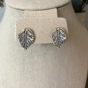 Sterling silver leaf studs/ Big leaf sterling silver earrings/Summer leaf earrings/Light weight floral studs/S925 flower push back earrings