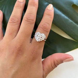 Sterling silver heart ring/ Sparkly love ring/ Zirconia stone minimalist heart ring/ Love gift for her/ Anniversary gift for her/ Size 8 US