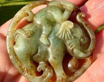 Antique Chinese Jade Elephant Pendant Disc, Late Qing–Republic Era, Hand Carved Nephrite Jade Amulet