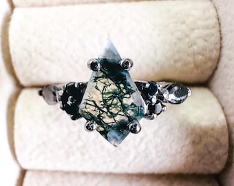 Green Moss Agate Ring, Natural Agate Engagement Ring, Promise Ring with Natural Black Onyx, Sterling Silver Ring, Anniversary Gift for Her