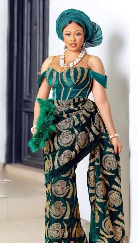 Green Isiagu Dress, Igbo Traditional Attire, Igbankwu Attire