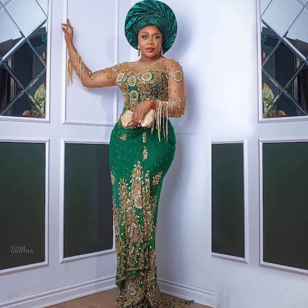 African couple traditional wedding outfit, Green George Dress, luxurious George Dress, Lace style, Royal clothing, Igbo bride attire