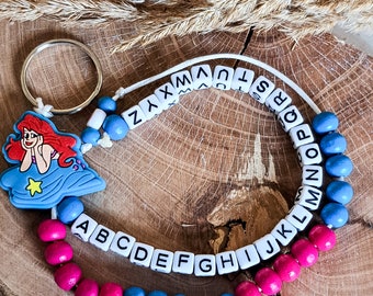 Calculation chain with alphabet, ABC chain, school enrollment, start of school, school child, Arielle