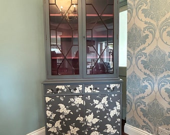 Beautifully refurbished vintage dresser/bookcase