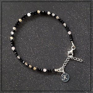 Pulsera BALANCE personalizada con turmalina negra y colgante de letra, pulsera de cuentas de plata de ley 925 con inicial, regalo para novia