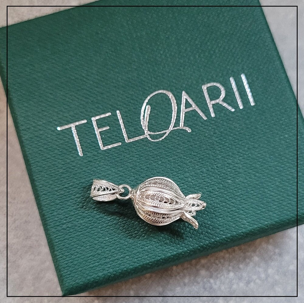 925 Sterling Silver filigree pomegranate pendant, handmade decorative pendant, Turkish telkâri from Mardin, delicate gift for her