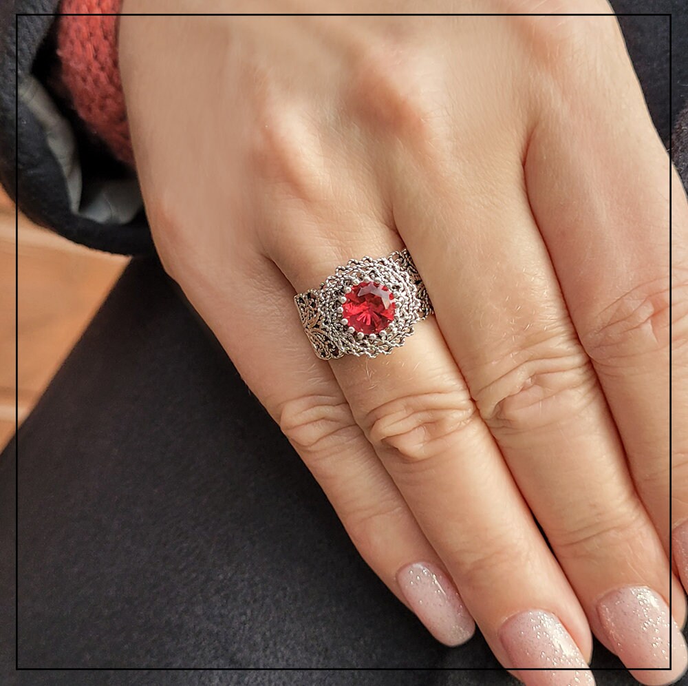 Anello Artigianale in Argento 925 - Crateri dell'Etna - Baco Ortigia Anello Artigianale in Argento 925 - Crateri dell'Etna - Baco Ortigia