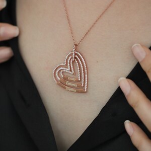 Gold Heart Necklace, Custom Engraved Heart Pendant Necklace, Personalized Name Necklace, Gift for Moms, Dainty Heart Necklace