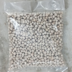Sun-Dried White Peppercorns: Pure Indian Spice for Cooking