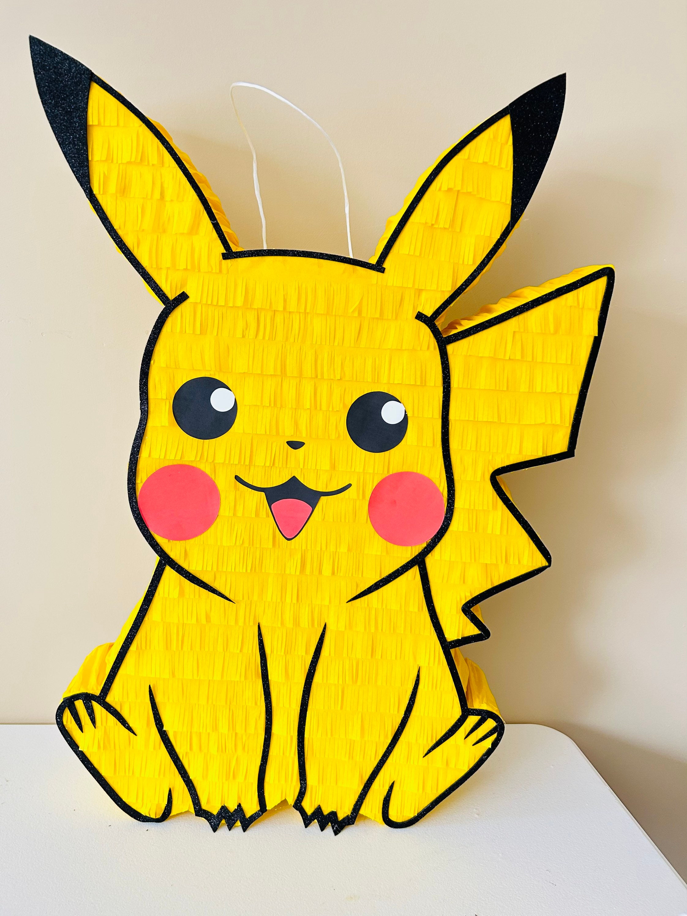 Piñata : Pikachu pour les 7 ans d'Anakyne - Le blog de diddlindsey