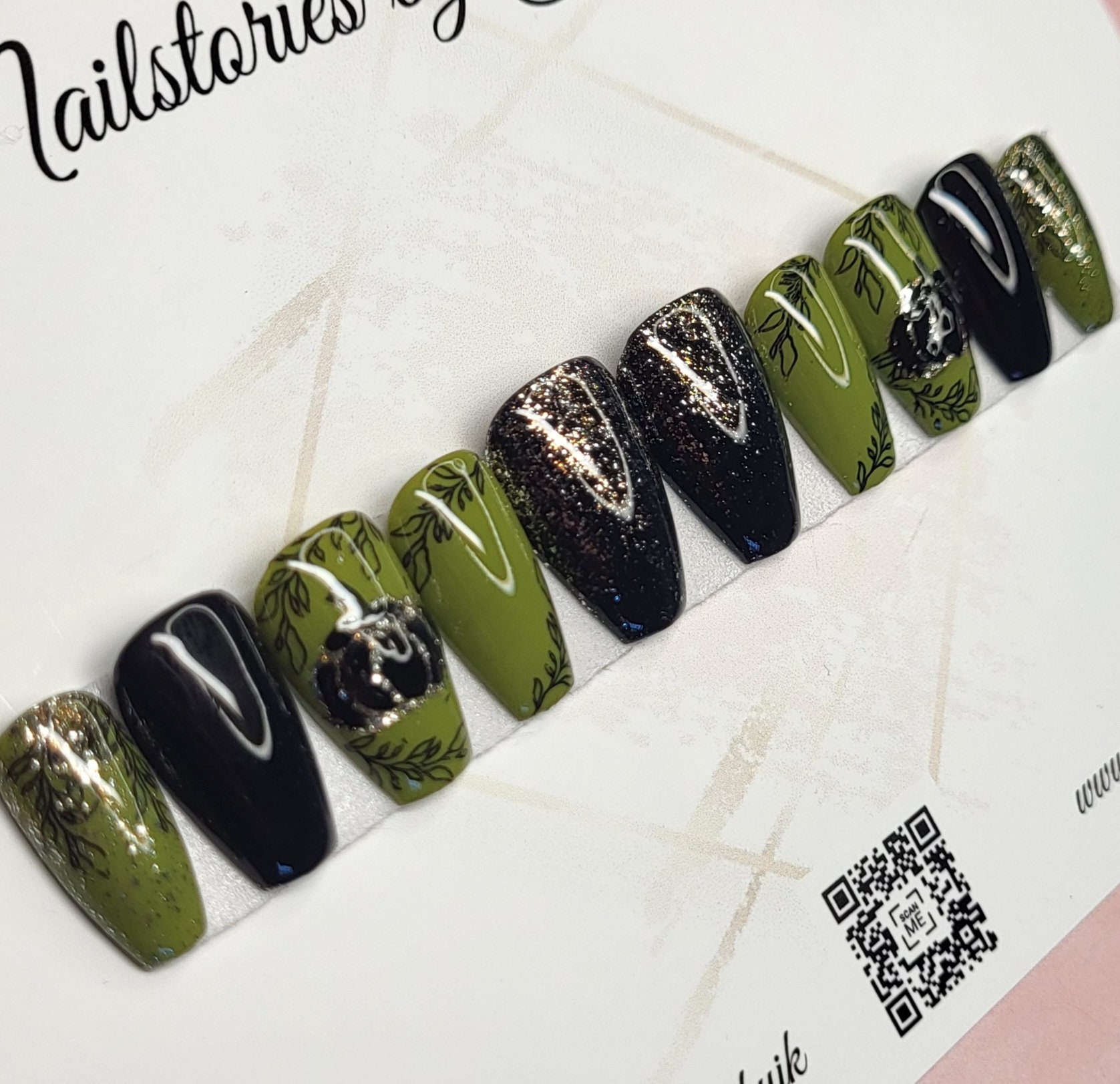 Olive Green Fall Nails, Gold Nails, Chrome Nails, Fall Floral Nails 