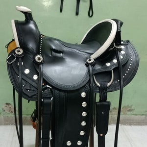 Western Show-Sattel &#39;&#39;Horse Tack&#39;&#39; schwarz Eco-Leder Größe 41 cm