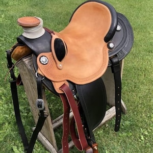 Handmade&#39;&#39; Western Roper Horse Saddle 16&#39;&#39; Inch Two Tone Tan and Black Eco Leather Seat with Carved Detailing Lightweight  Horse Tack