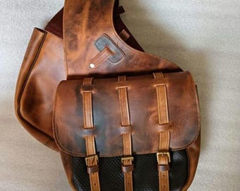 Leather saddle bag colour brown