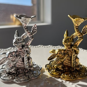 Small Decorative Rustic Rabbit Sphere Holder | Silver Gold Metal Bunny Sphere Stand