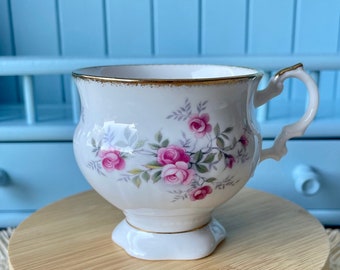 Vintage Elizabethan Staffordshire Fine Bone China ReplacementTea Cup, Small Pink Roses, Gold Trim, Previously Loved, Hand Decorated, England