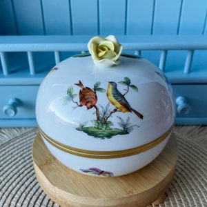 Pretty Vintage Herend Rothschild Birds Trinket Dish, HandPainted, Hungarian Porcelain, Yellow Rose Finial, Previously Loved, Made in Hungary