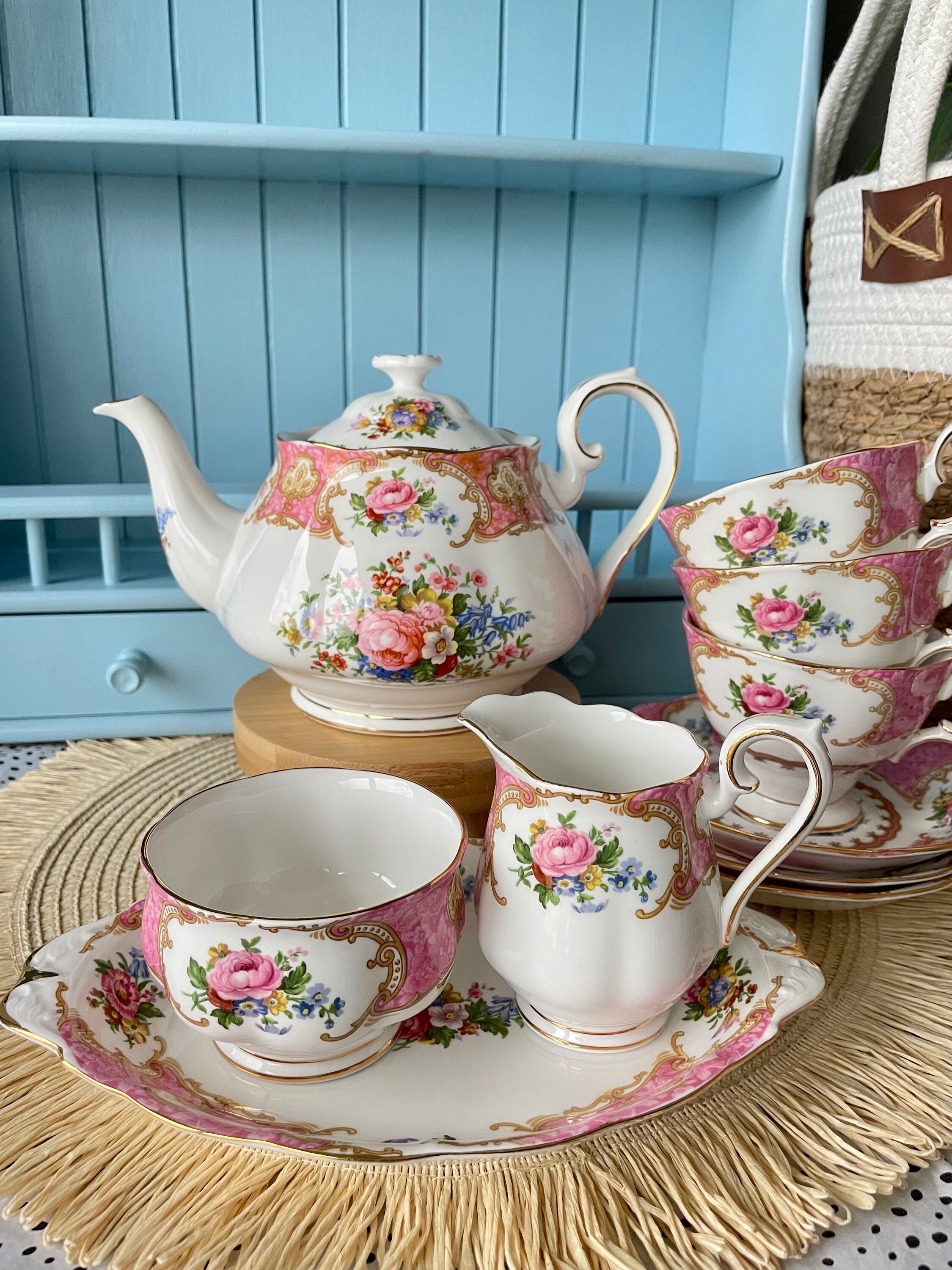 Vintage Royal Albert Tea Set - Lady Carlyle - 12 Piece Porcelain 